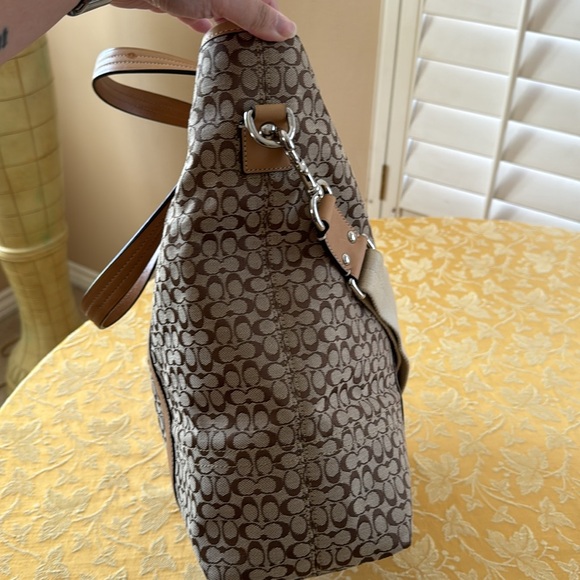 Coach Signature Voyage Bag - Picture 5 of 13